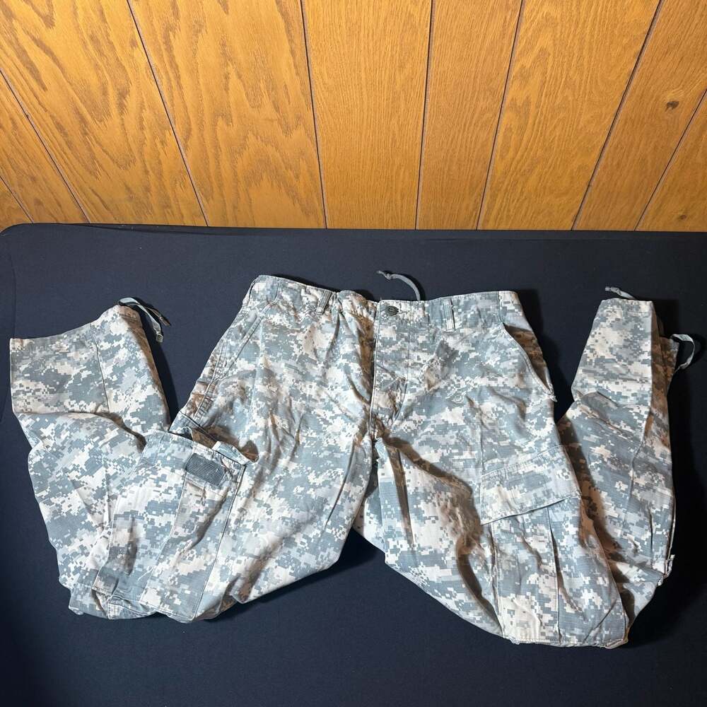 US Army Issue ACU Digital Camo Universal Camouflage Pattern Cargo Pants